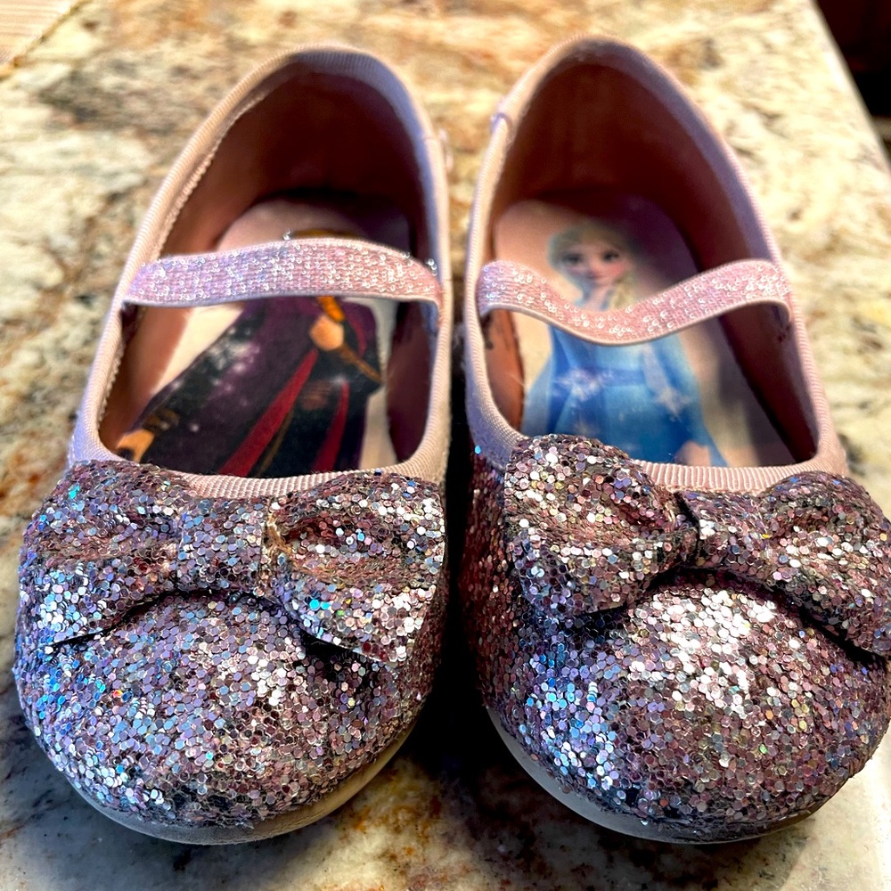 H&M Princess Pink Disney Ana&Elsa girls shoes size 8
